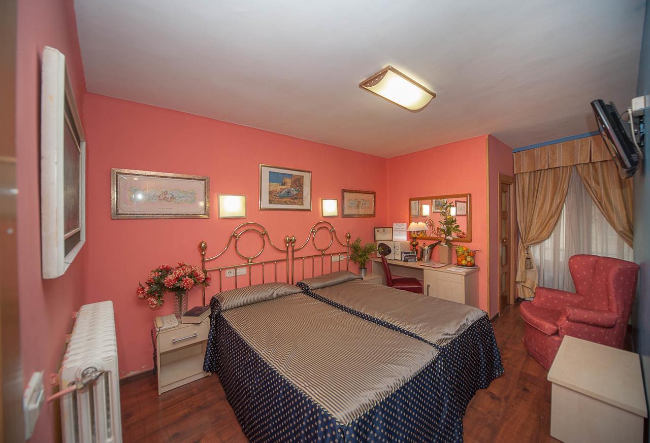 Hotel Mur Jaca Extérieur photo